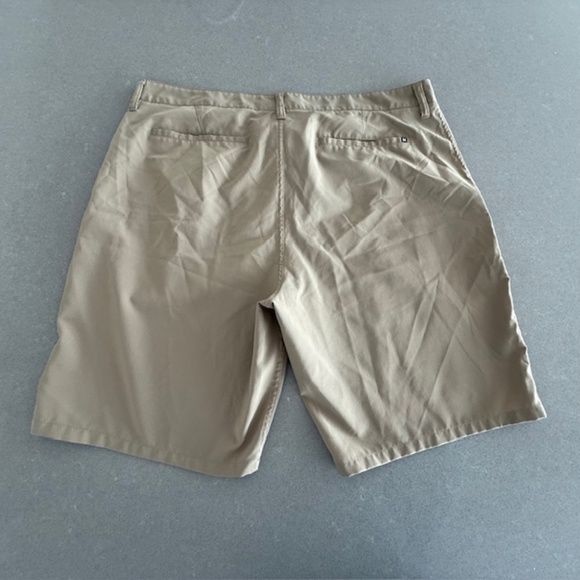 Hurley Men’s Walking Shorts Tan Size 38 Khaki Lightweight Excellent Condition - Picture 6 of 8